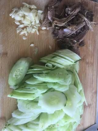 手撕瓜怎么吃,轻松解锁夏日清新美味